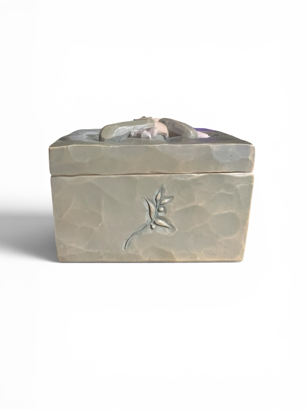 Willow Tree Peace on Earth Line “An Embrace of Peace” Trinket Lidded Box Lamb - Picture 8 of 11